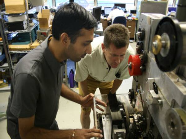 മെക്കാനിക്കല്‍ എന്‍ജിനീയര്‍