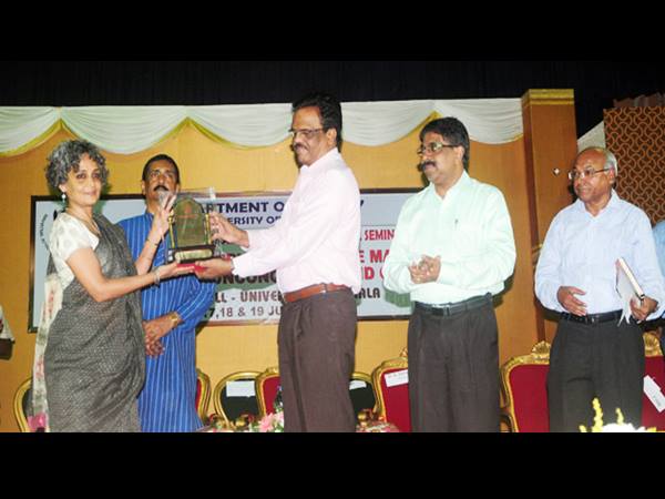 മോദിരാഷ്ട്രീയം