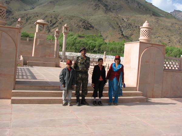 വിജയ് പഥ്