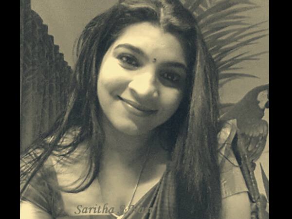 സരിത ഫേസ് ബുക്കില്‍ 