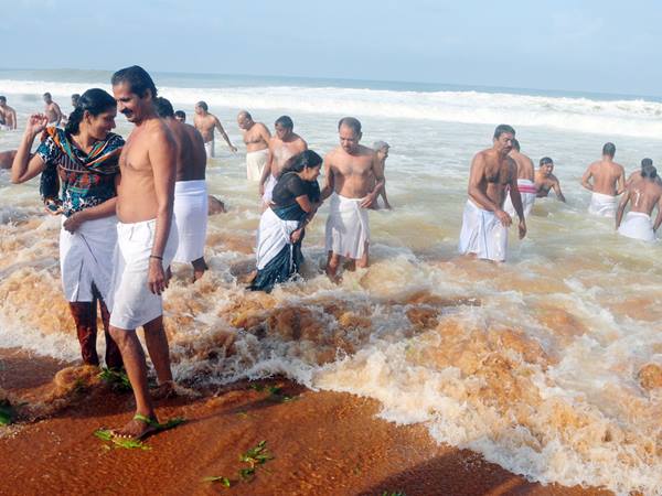 പ്രസിദ്ധ കേന്ദ്രങ്ങള്‍