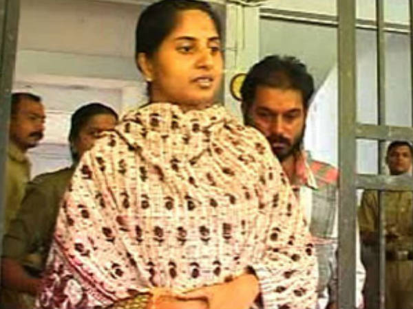 കവിത പിള്ള