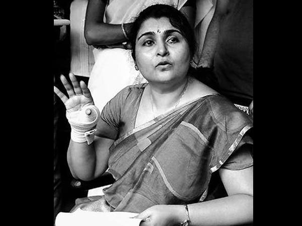 പഠനം തകര്‍ന്നു