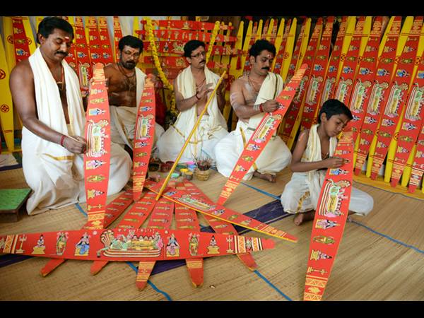 നിര്‍മ്മാണം