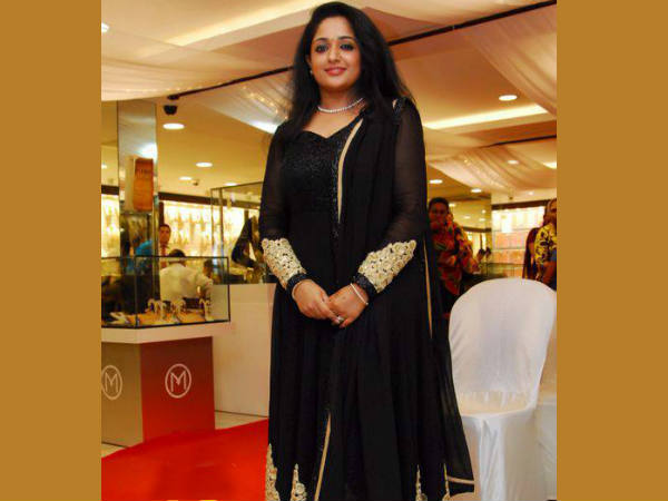 തമിഴിലെ വില്ലനോ