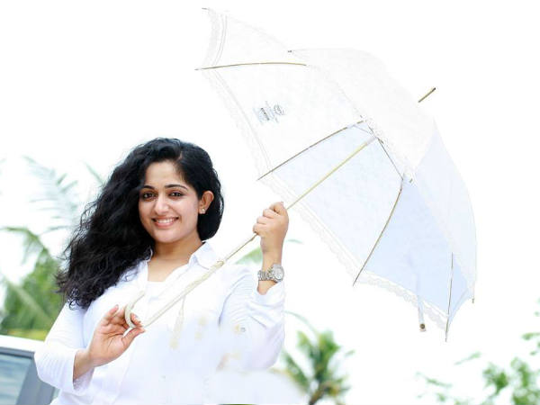  കാവ്യയ്‌ക്കെത്ര ലൈക്ക്