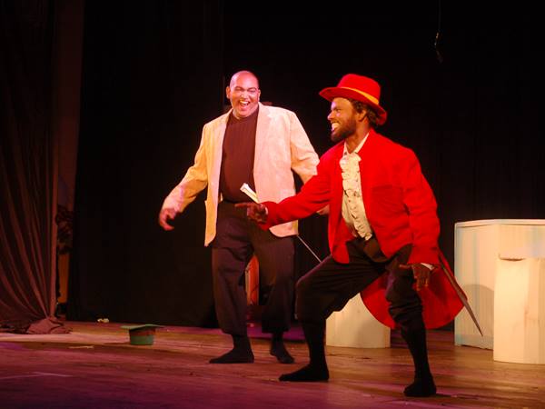 നിറഞ്ഞ സ്വീകരണം