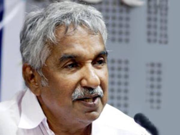 സരിതയും ഉമ്മന്‍ ചാണ്ടിയും