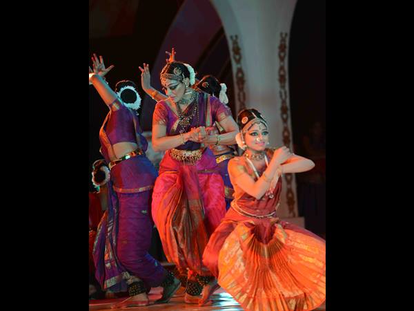 നൃത്താധ്യാപിക