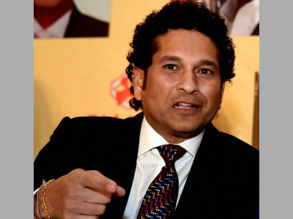 നായകനല്ലാതെ നയിച്ചു