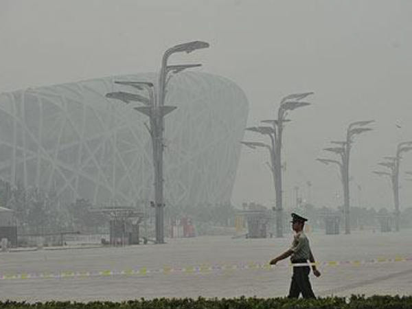 ബീജിംഗില്‍ പോയാല്‍ പുക വലിക്കേണ്ട