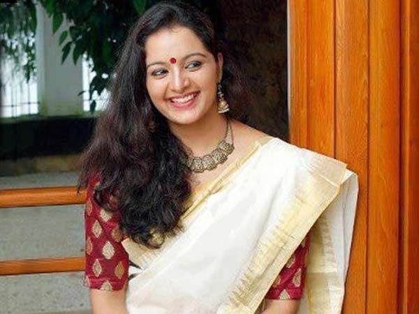 ജയ് ഹിന്ദ് എന്ന് മഞ്ജു വാര്യര്‍