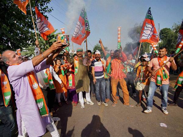 പക്ഷേ എങ്ങനെ