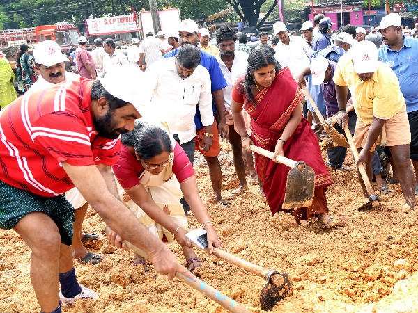 കോണ്‍ഗ്രസിനും പ്രചോദനം