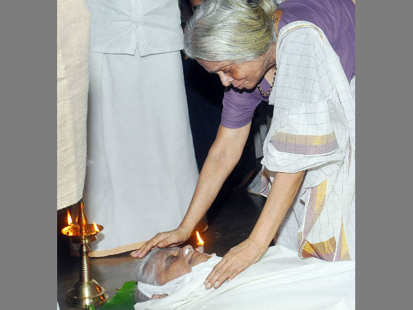 വനിത രത്‌നം