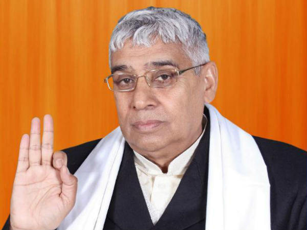 കര്‍ഷക കുടുംബത്തില്‍ ജനനം