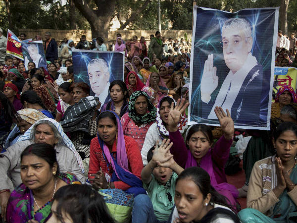 ബാബ രാംപാല്‍