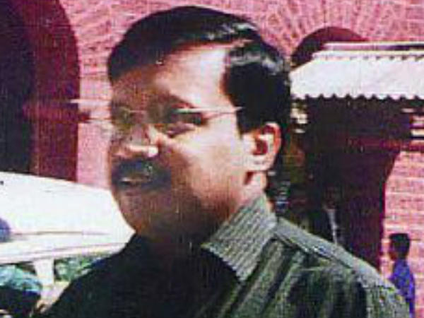 ബാങ്ക് ഉദ്യോഗസ്ഥന്‍