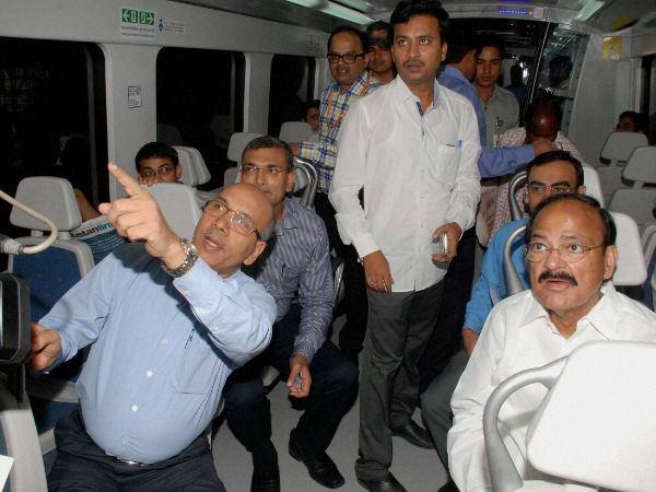 ട്രെയിനുകള് 208 ട്രെയിനുകള് 208