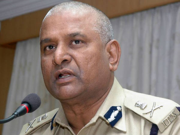 കര്‍ണാടകയ്ക്ക് പ്രത്യേക നിയമം