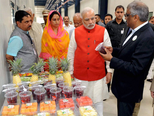 ആദര്‍ശ് ഗ്രാമം പരിപാടി