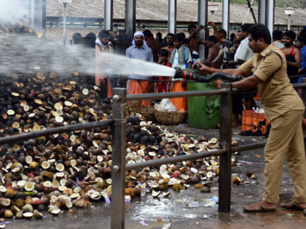 തീ നിയന്ത്രിക്കാന്‍