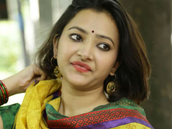 ദേശീയ അവാര്ഡ് നേടിയ നടി ദേശീയ അവാര്ഡ് നേടിയ നടി