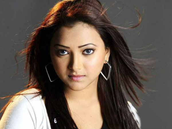 ശ്വേത ആദ്യം പറഞ്ഞത് ശ്വേത ആദ്യം പറഞ്ഞത്