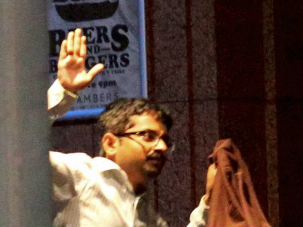 കുട്ടികളെ കാണാന്‍