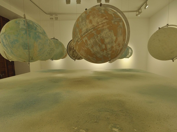 artistjuliancharrieres artistjuliancharrieres