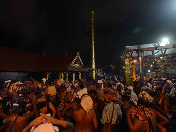 വരുമാനം കൂടി