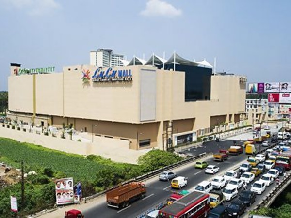 കൊച്ചിയിലെ ലുലുമാള്‍