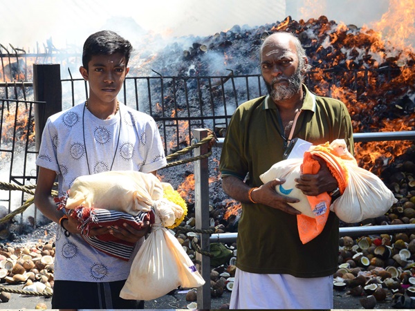 അയ്യപ്പന് സമര്‍പ്പിക്കാന്‍