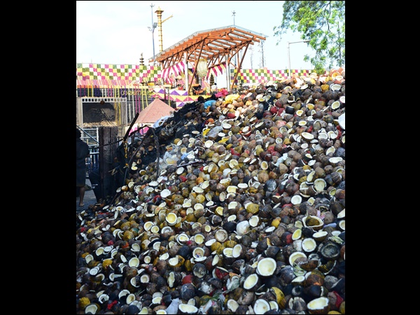 അയ്യന് സമര്‍പ്പിച്ചു