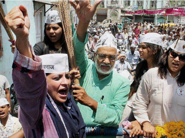 മോദി വിമര്‍ശക