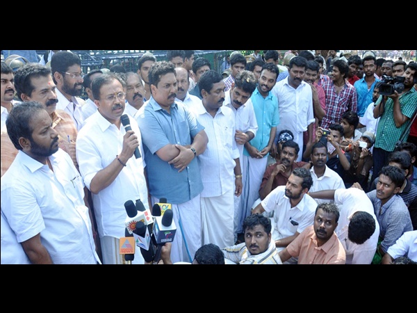 മാണി രാജിവെക്കണം