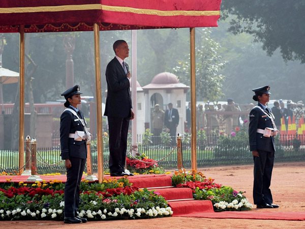 ഗാര്‍ഡ് ഓഫ് ഓണറിന് മുമ്പ്