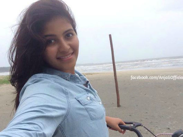 Anjalii 4