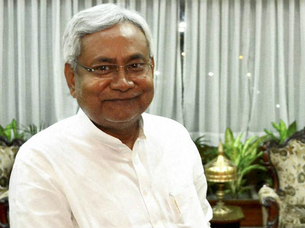 നിതീഷ് കുമാറിനെ ക്ഷണിക്കേണ്ടി വരും