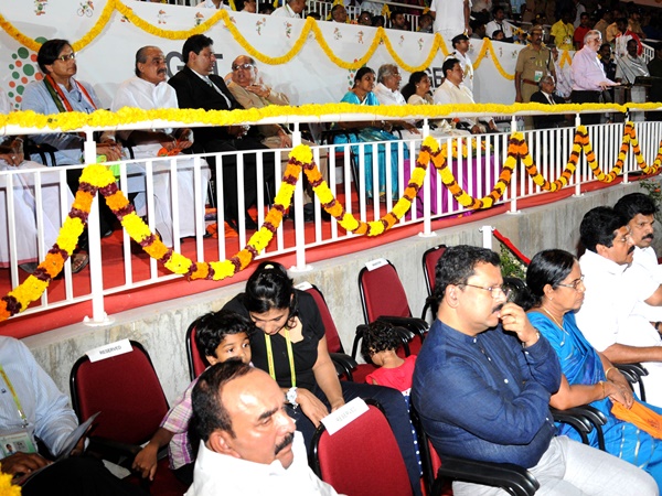 കലാപരിപാടികള്‍