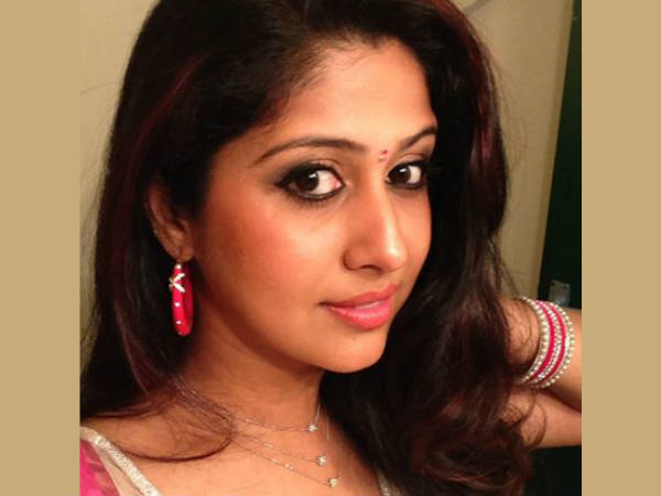 ചെക്ക് മടങ്ങി