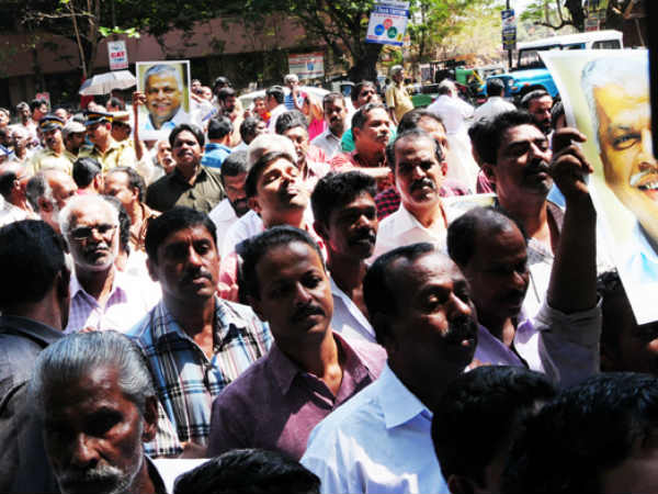 നേതാവിനായുള്ള കാത്തിരിപ്പ്