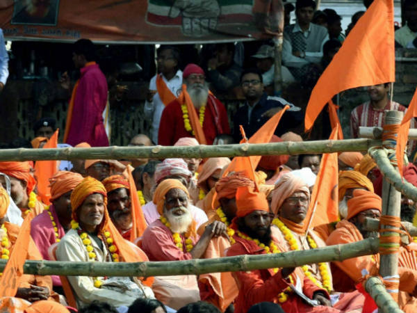 എന്തിലേക്കാണ് ഈ ഹിന്ദുത്വ?