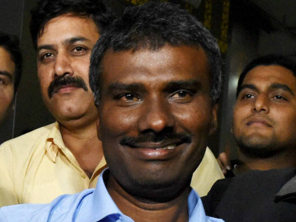  വൈദികനെ മോചിപ്പിച്ച നല്ല പേരും പോകും