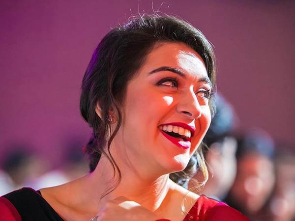 ഹന്‍സികയുടെ കുളി സീന്‍