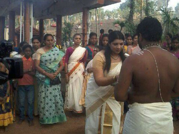 ആഘോഷിക്കുന്നവര്‍