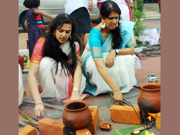  അപര്‍ണ നായര്‍