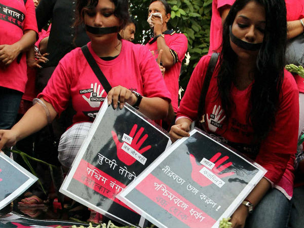 ഞങ്ങളോ എന്തുകൊണ്ട് നിങ്ങള്‍ക്കായിക്കൂട