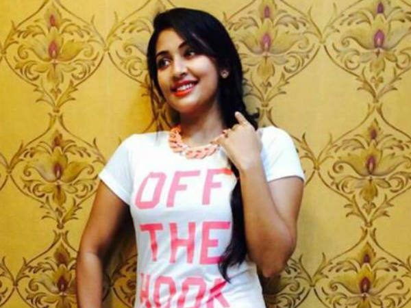 വളച്ചൊടിച്ചു