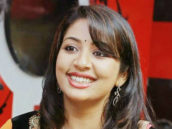 ക്ഷമ ചോദിയ്ക്കുന്നു